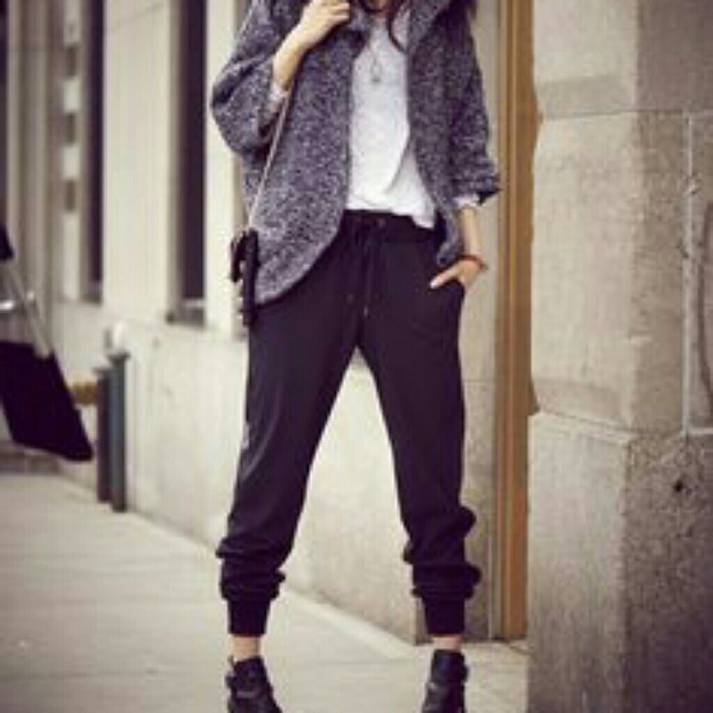 Athleta jogger pant